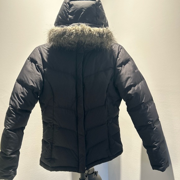 Columbia Puffer Winter Jacket – Size XS, Lightweight & Warm - Picture 5 of 5